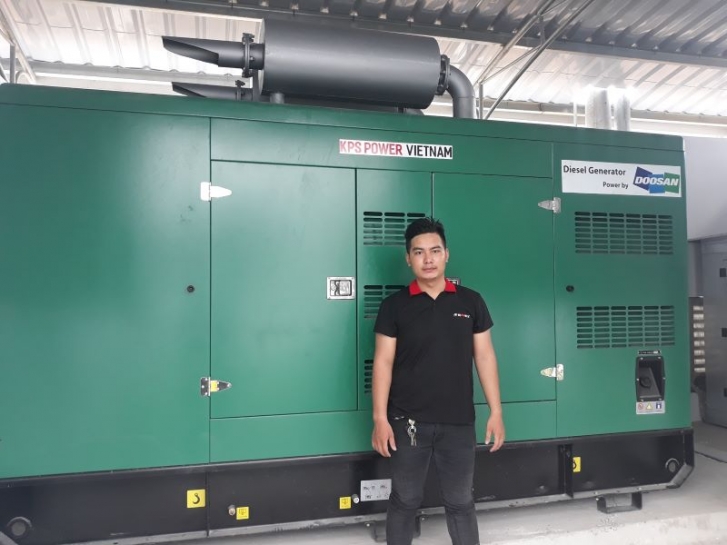 Máy phát điện Doosan 400kVA